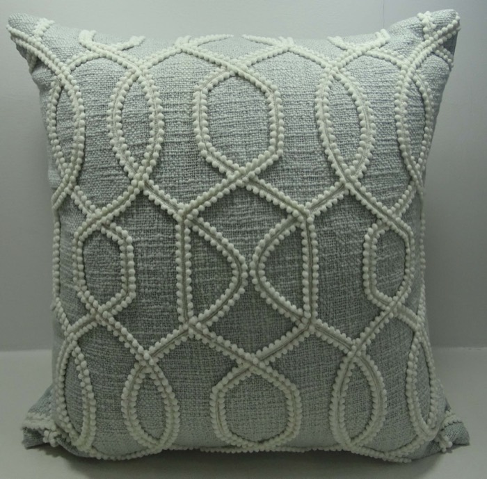 Trellis-pattern cushion